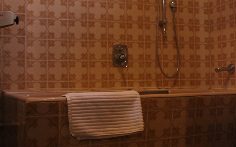 Ferienwohnung SeligenstadtBadezimmer mit Badewanne